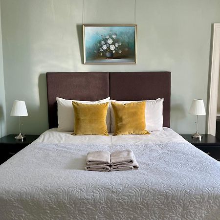 Acorn House คาลเลนเดอร์ ภายนอก รูปภาพ