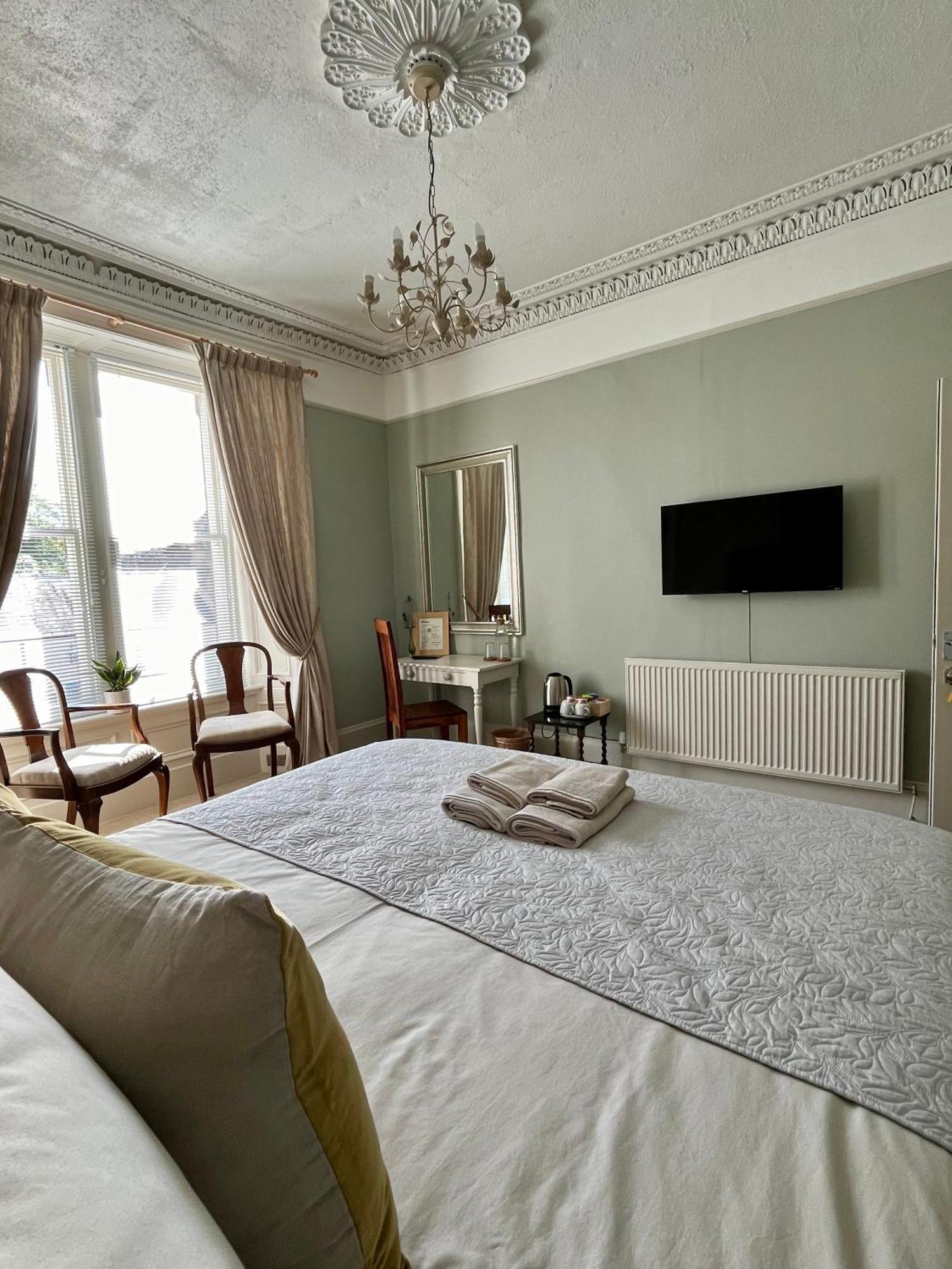Acorn House คาลเลนเดอร์ ภายนอก รูปภาพ